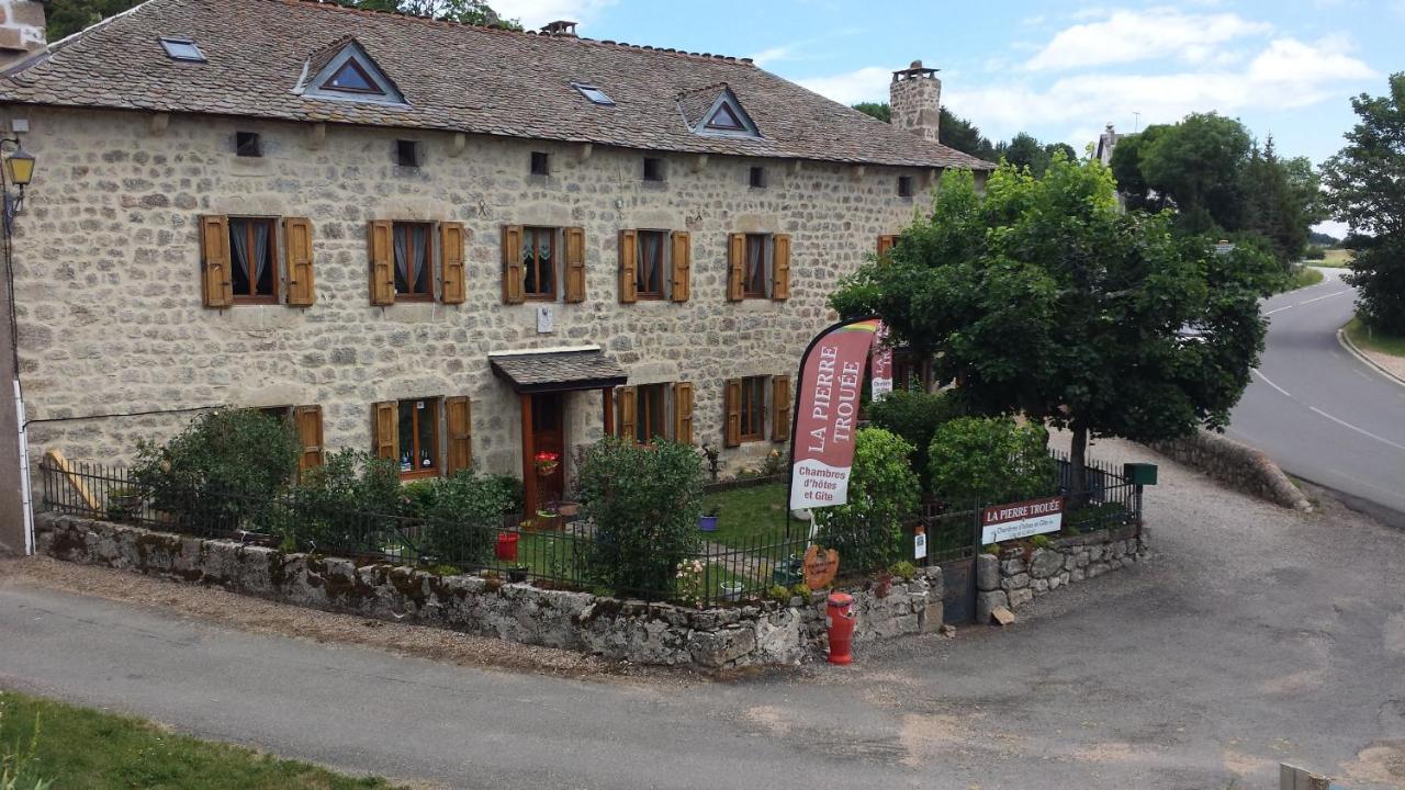 La Pierre Trouee Chambre D'Hotes Châteauneuf-de-Randon エクステリア 写真