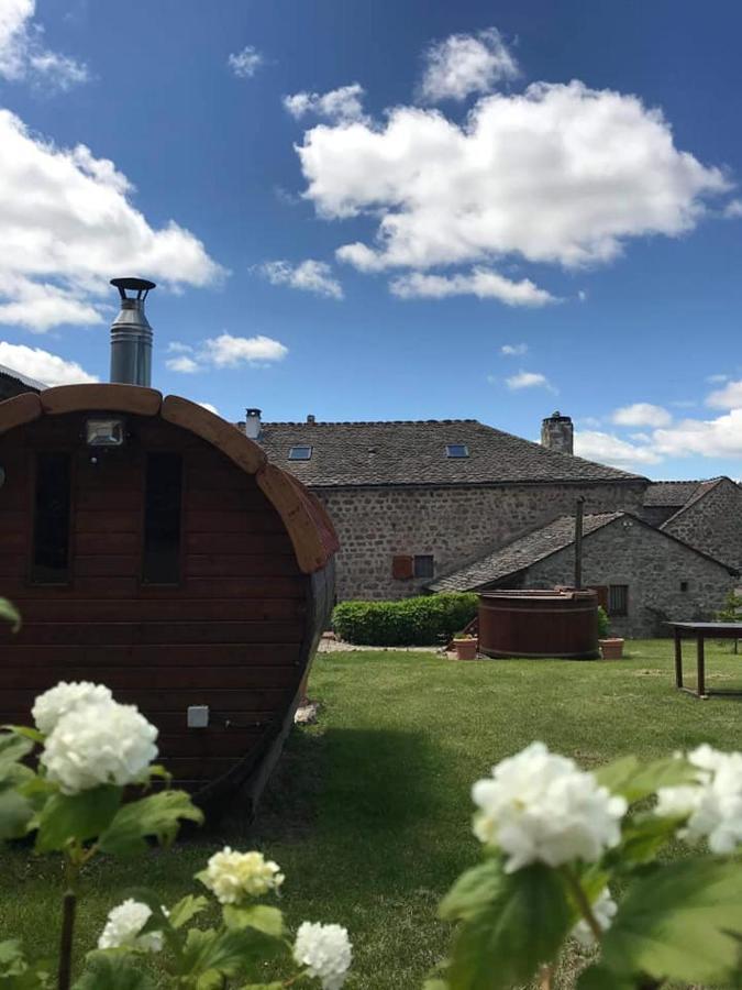 La Pierre Trouee Chambre D'Hotes Châteauneuf-de-Randon エクステリア 写真