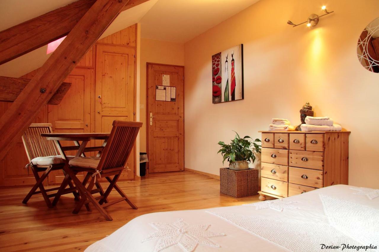 La Pierre Trouee Chambre D'Hotes Châteauneuf-de-Randon エクステリア 写真